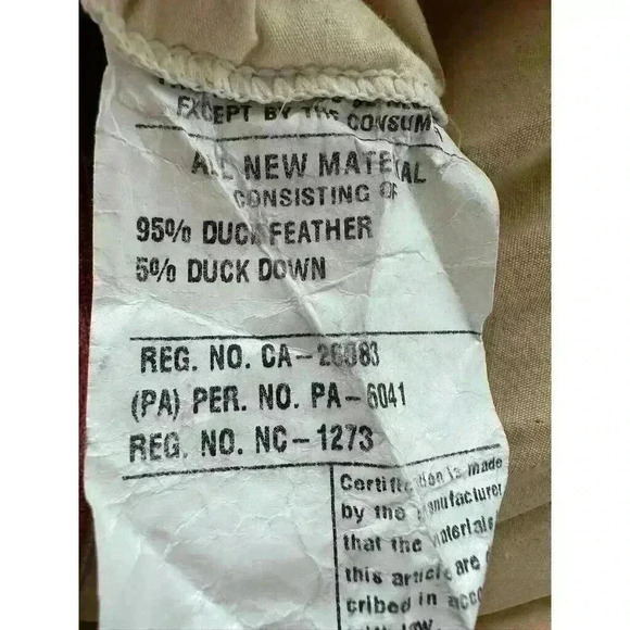 Marge Carson Duck Feather Pillow Cranberry Red 18 X 22 Holiday Home Decor - Picture 6 of 6